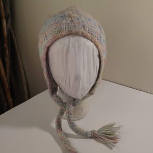 Pastel Knitted Hat for Ladies by : Columbia